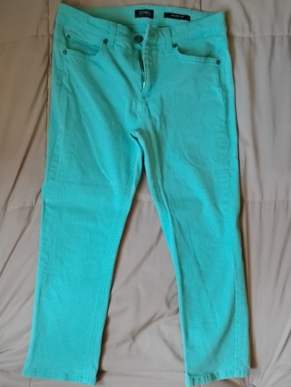 Jones New York Teal Straight-Leg Women's Capri Jeans